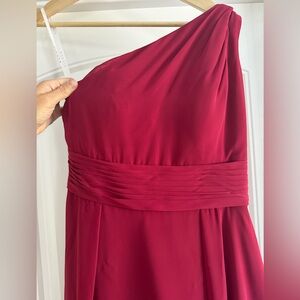 AZAZIE Dallas Dress. Burgundy. Size 6.